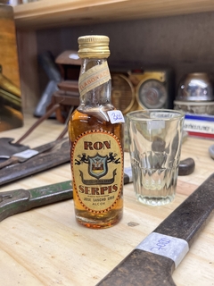 Botellita de Ron