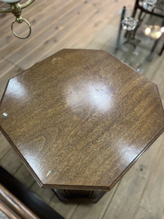 Mesita Auxiliar de Madera con Estante en internet
