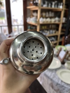 Imagen de Coctelera de Metal Labrada c/Palita y Medida