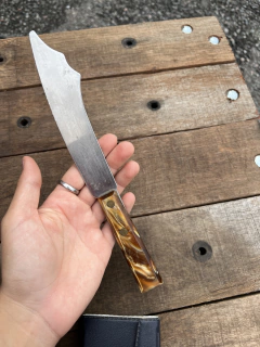 Cuchillo Labrado c/Cabo Plástico en internet