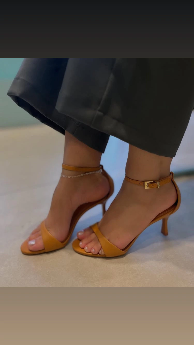 Sandália Couro Pelica Soft Caramelo Salto Fino