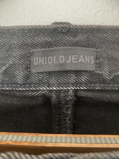 Jean Uniqlo Negro Sin Estrenar Talle 26 pierna ancha - comprar online