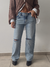 Denim Atum en internet