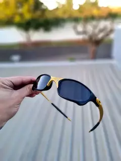 JULIET 24K ARO PRETO LENTE BLACK