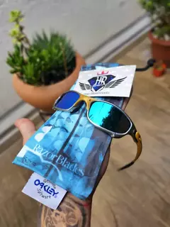 JULIET 24K LENTE ICE THUG