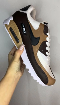 Air Max Marrón