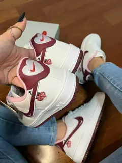 AIR FORCE 1 Low Valentine's Day 2023 - comprar online