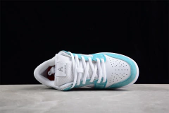 April Skateboards x Nk SB Dunk Low - loja online