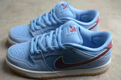 Imagem do Nike SB Dunk Low PRM Phillies