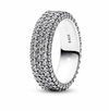 Anillo Fila Triple en Pavé