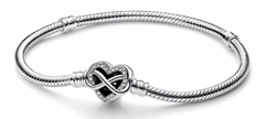 Pulsera Pandora Moments Cadena de Serpiente con Cierre Corazón Infinito Brillante