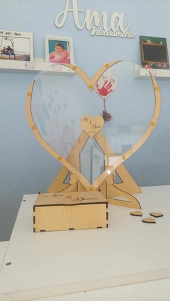 Cuadro de firmas corazón. en internet