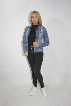 Campera Frida con rosas - 25 en internet