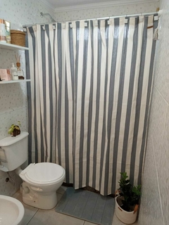 Imagen de Cortina baño rayas