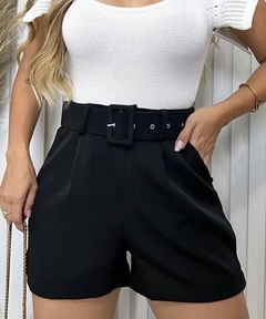 Short alfaiataria com cinto