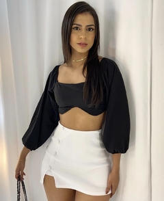 SHORT FENDA UNICA COM BOTÃO - loja online