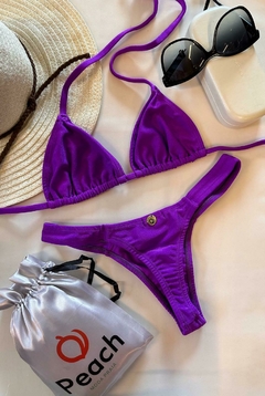 CONJUNTO VIOLETA - TOP DE CORTININHA E CALCINHA COM ELASTICO NA LATERAL