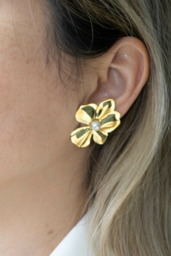 Aritos Flor con perla