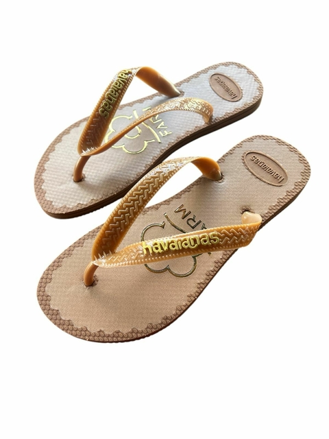 Chinelo Femininino Adulto Havaianas Farm Napa - Caramelo - comprar online