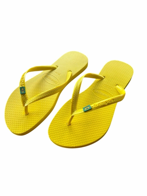 Chinelo Femininino Adulto Havaianas Brasileirinha Slim - Amarelo - comprar online