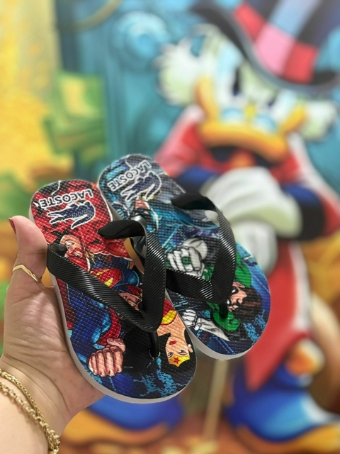 Chinelo Masculino Infantil Lacoste - Liga da Justiça - comprar online