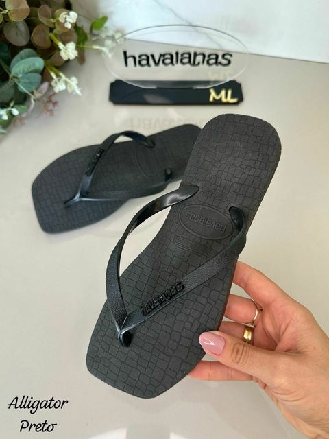 Chinelo Feminino Adulto Alligator Croco Bico Quadrado - Preto - comprar online