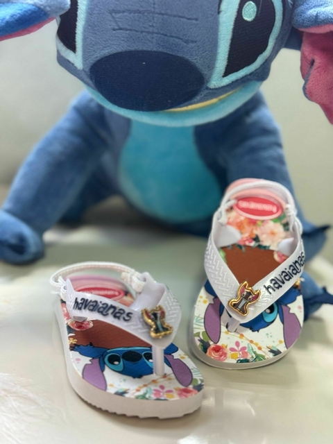 Chinelo Feminino e Masculino Baby Havaianas - Stitch Branco - comprar online