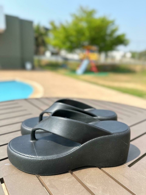 Tamanco Plataforma Adulto Feminino Nuvem EVA Cristina - Preto - comprar online