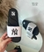 Chinelo Masculino Adulto Slide Corfort New York Yankees Ny - Preto e Branco - comprar online
