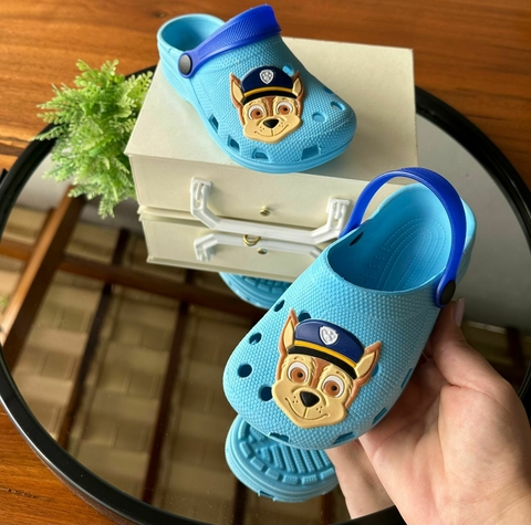 Crocs Infantil Masculino Mico Expandido Personagem Colado - Chase - Patrulha Canina - comprar online