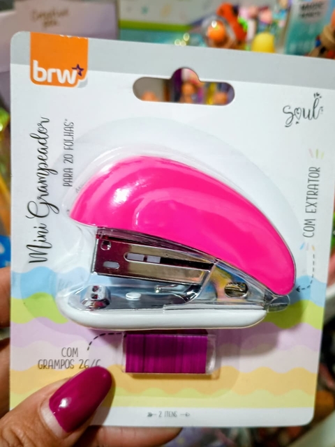 MINI ABROCHADORA PLASTICA 26/6 - comprar online