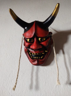 Máscara Hannya en internet