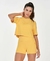 T-Shirt Cropped Com Recortes