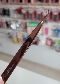 PINZA FINA DE VOLUMEN THE LION BEAUTY