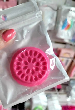BASE PORTA ADHESIVO DE EXTENSIONES