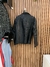 Jaqueta em couro. Masculina. Tamanho P. - comprar online