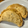 Empanada unidad en mesa