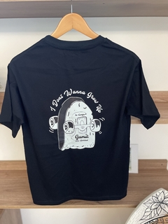 Remera OVERSIZE Basilea en internet