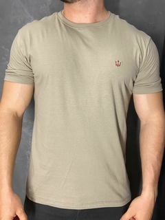 CAMISETA 112G+ BASICA ELEMENTO ZERO na internet