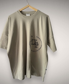 REMERA SUPER OVERSIZE
