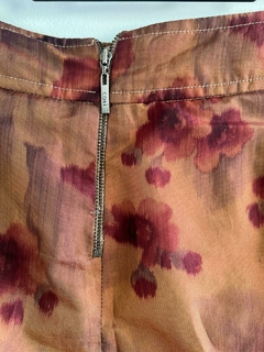 Saia Cori Estampa Floral Tamanho 40 - Brechó do Gatil - Moda Circular