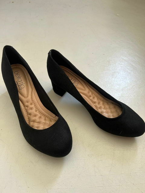 Sapato de Salto Preto Beira Rio número 37