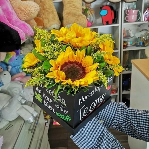 Box Cuadrado de Girasoles