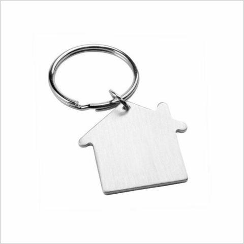 Llavero metalico casita
