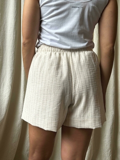 Short de lino tonos naturales - comprar online