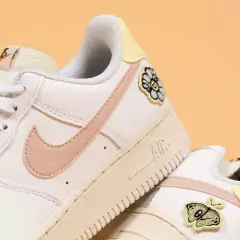 Imagen de AF1 LOW ´07 SE NEXT NATURE WHITE PINK OXFORD