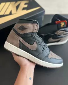 Imagen de AIR JORDAN 1 HIGH PALOMINO