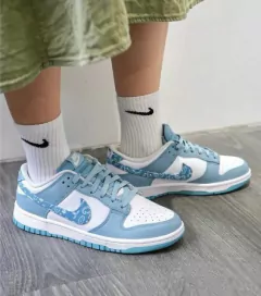 SB DUNK PAISLEY CELESTE en internet