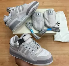 Imagen de FORUM BAD BUNNY GREY