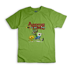 Imagen de Remera Niño Adventure Time logo personajes- BSDAAT4